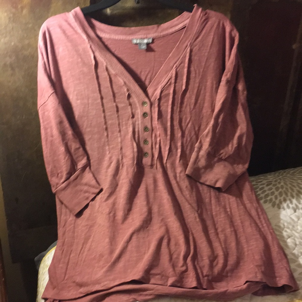 Falls Creek knit top. Mauve in color with elbow sleeves.